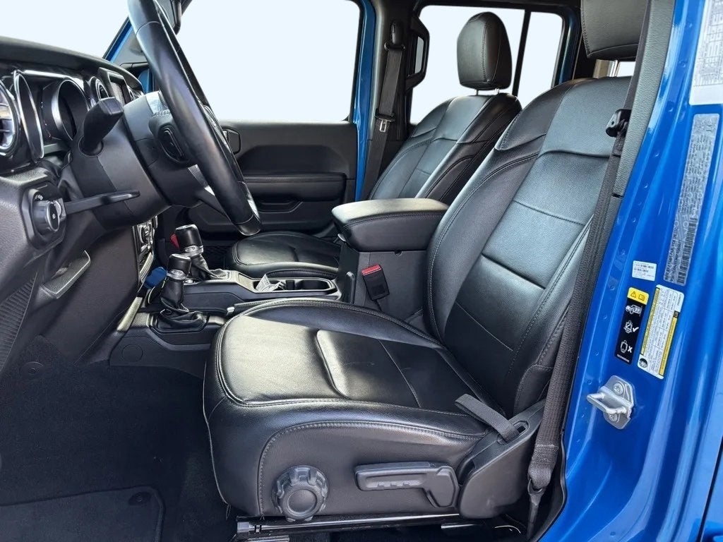 2023 Jeep Wrangler 4-Door Sahara Altitude