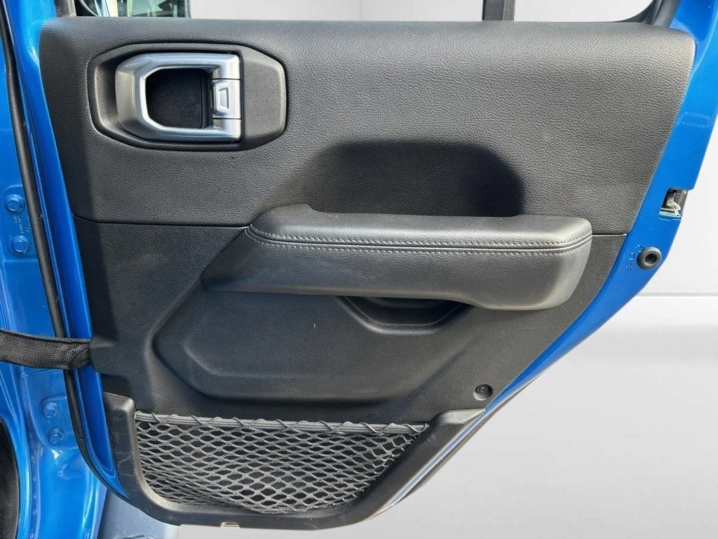 2023 Jeep Wrangler 4-Door Sahara Altitude