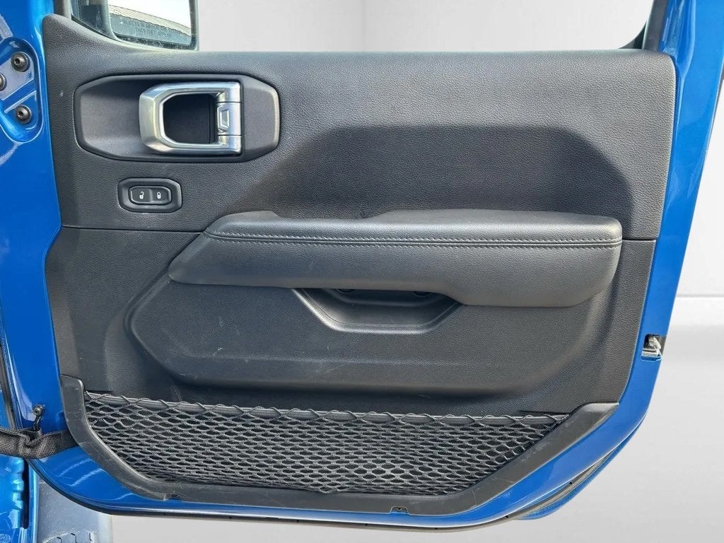 2023 Jeep Wrangler 4-Door Sahara Altitude