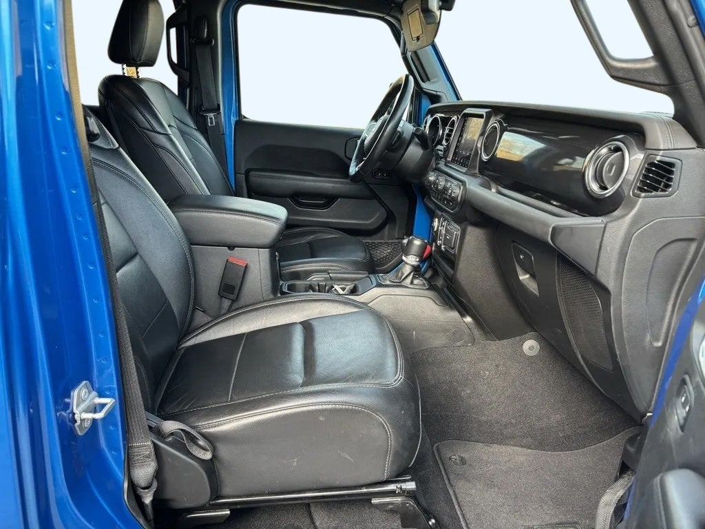 2023 Jeep Wrangler 4-Door Sahara Altitude