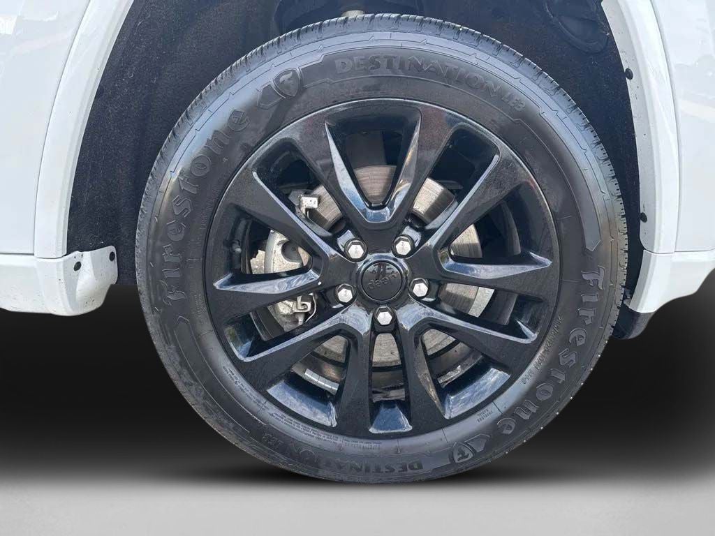 2021 Jeep Grand Cherokee Laredo X 4x4