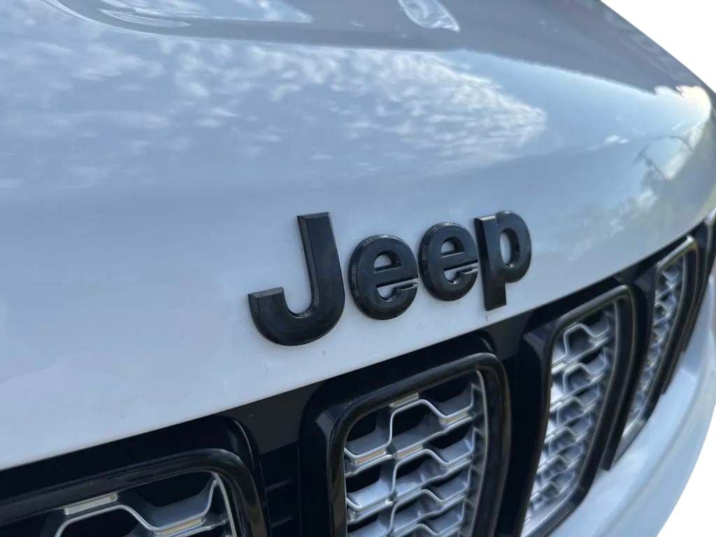 2021 Jeep Grand Cherokee Laredo X 4x4