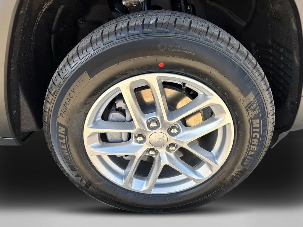 2026 Jeep Grand Cherokee GRAND CHEROKEE LAREDO X 4X4