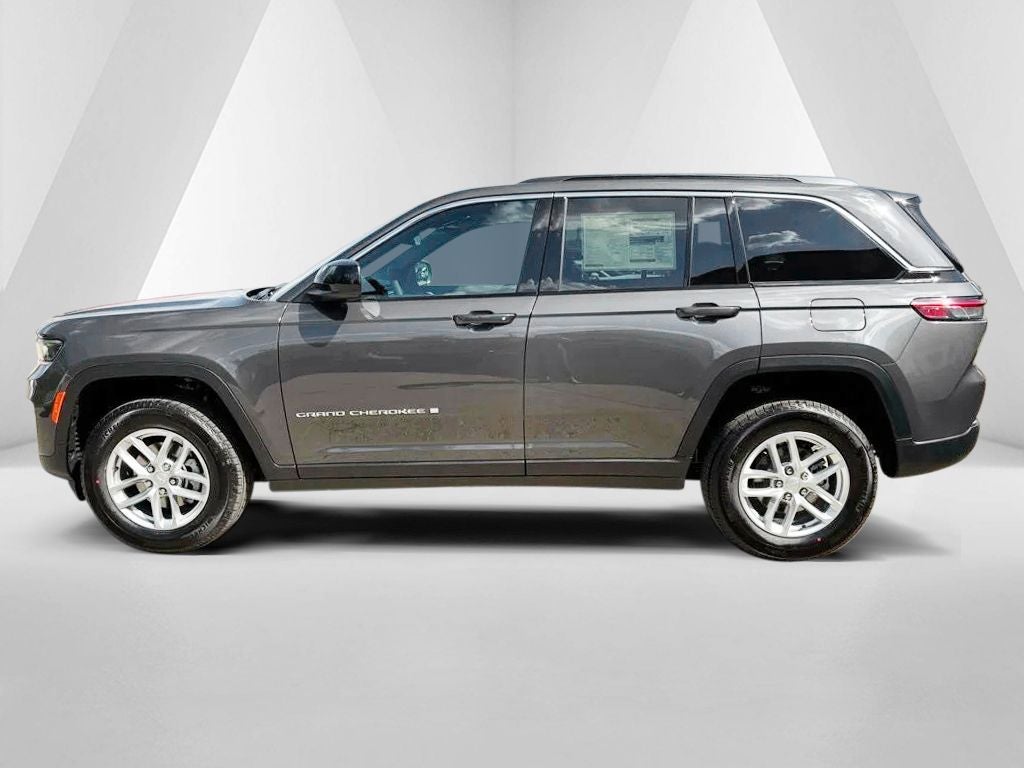 2026 Jeep Grand Cherokee GRAND CHEROKEE LAREDO 4X4