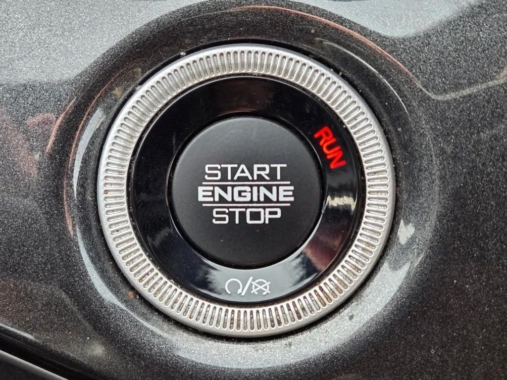 2022 Jeep Grand Cherokee Altitude