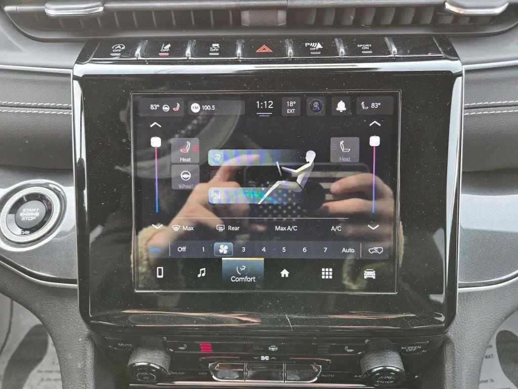 2022 Jeep Grand Cherokee Altitude