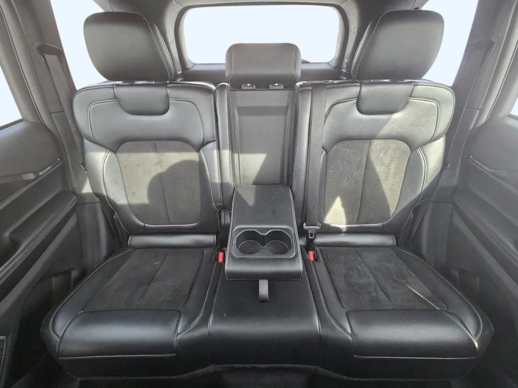 2022 Jeep Grand Cherokee Altitude