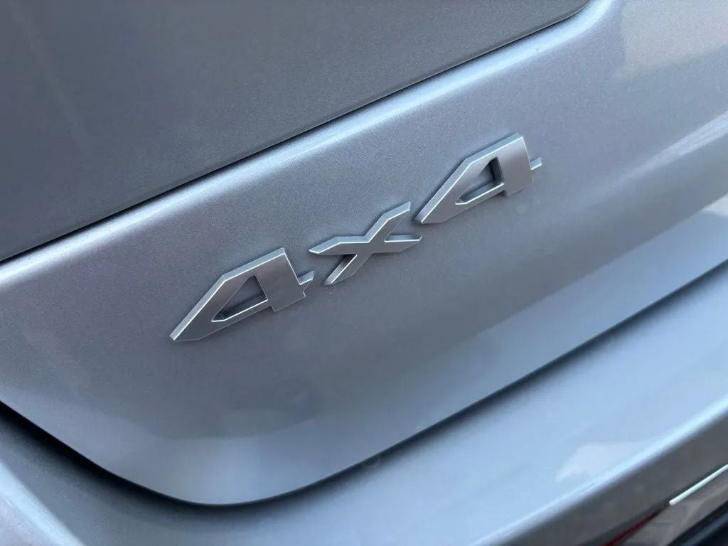 2026 Jeep Grand Cherokee GRAND CHEROKEE LAREDO 4X4