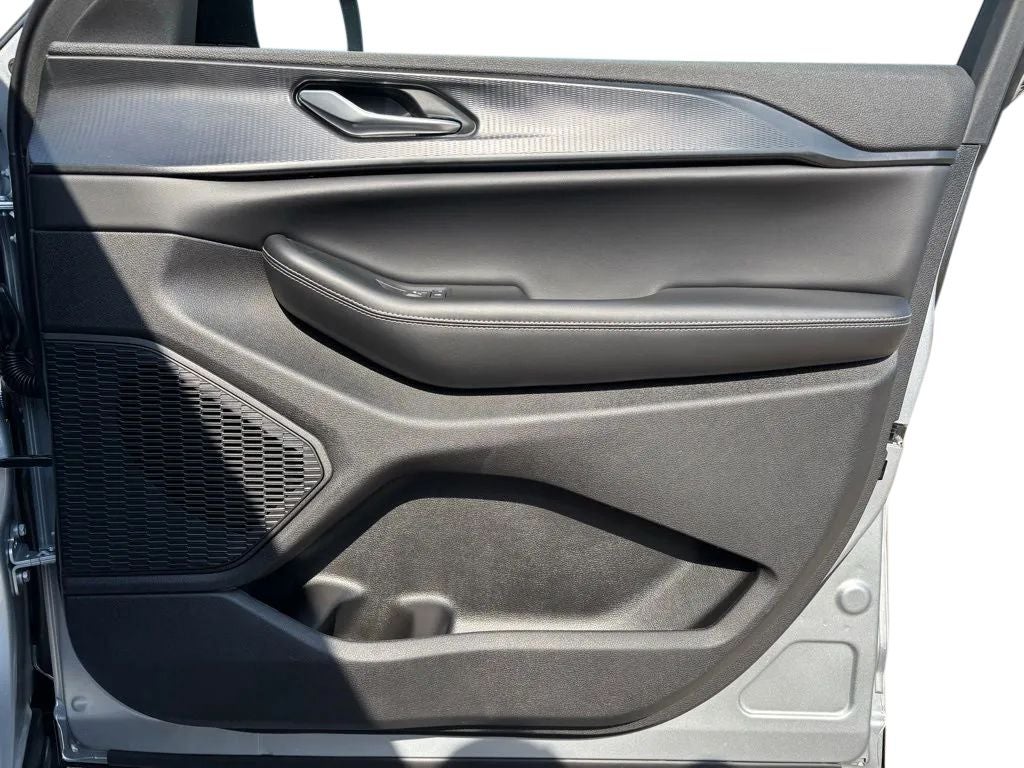 2026 Jeep Grand Cherokee GRAND CHEROKEE LAREDO 4X4