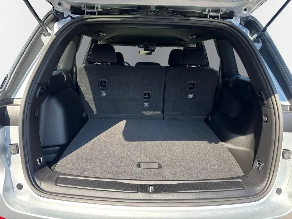 2026 Jeep Grand Cherokee GRAND CHEROKEE LAREDO 4X4