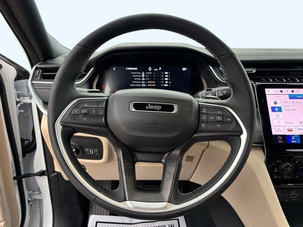 2025 Jeep Grand Cherokee GRAND CHEROKEE LIMITED 4X4