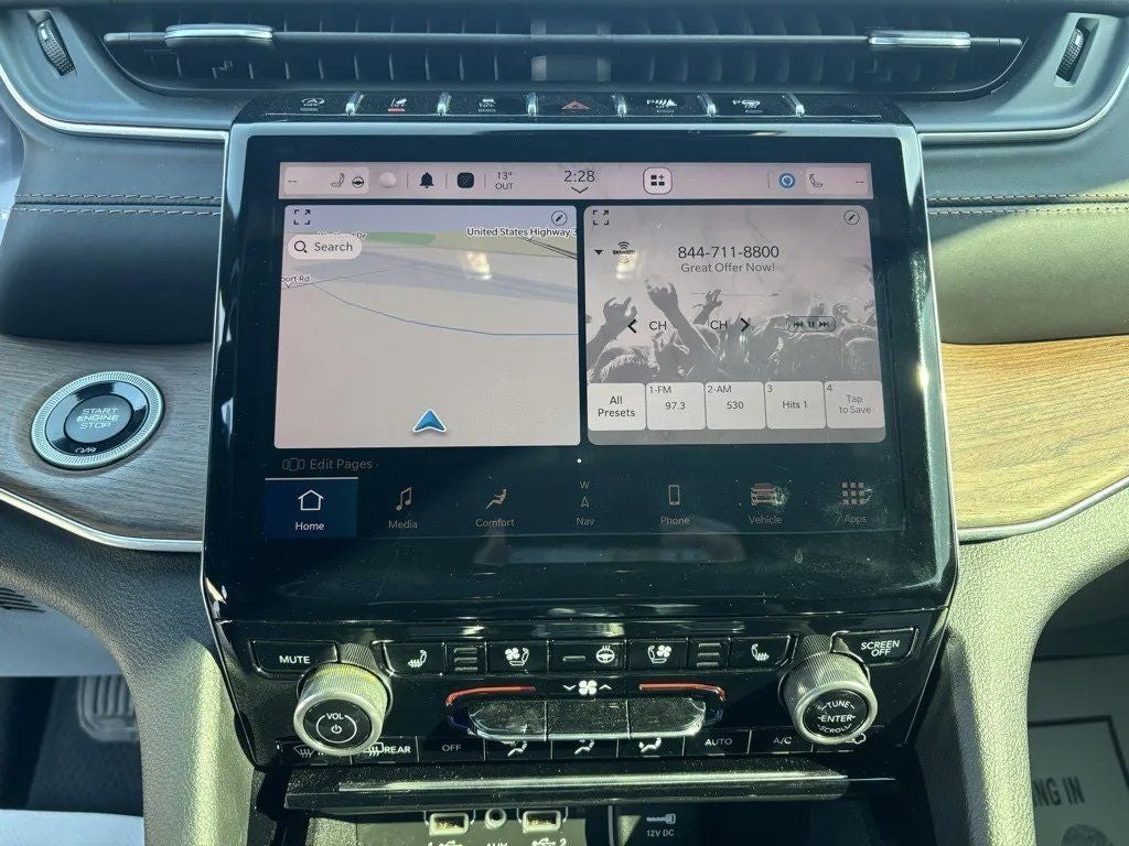 2022 Jeep Grand Cherokee Summit