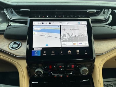 2025 Jeep Grand Cherokee GRAND CHEROKEE SUMMIT RESERVE 4X4