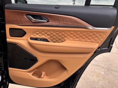 2025 Jeep Grand Cherokee GRAND CHEROKEE SUMMIT RESERVE 4X4