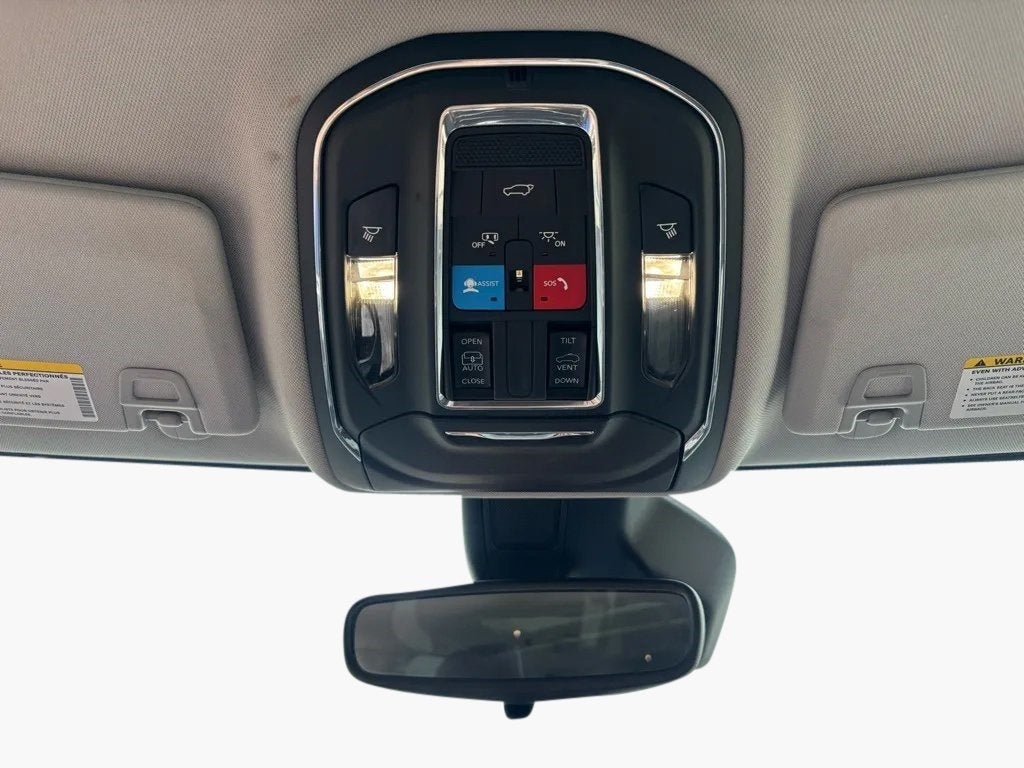 2023 Jeep Grand Cherokee L Laredo 4x4