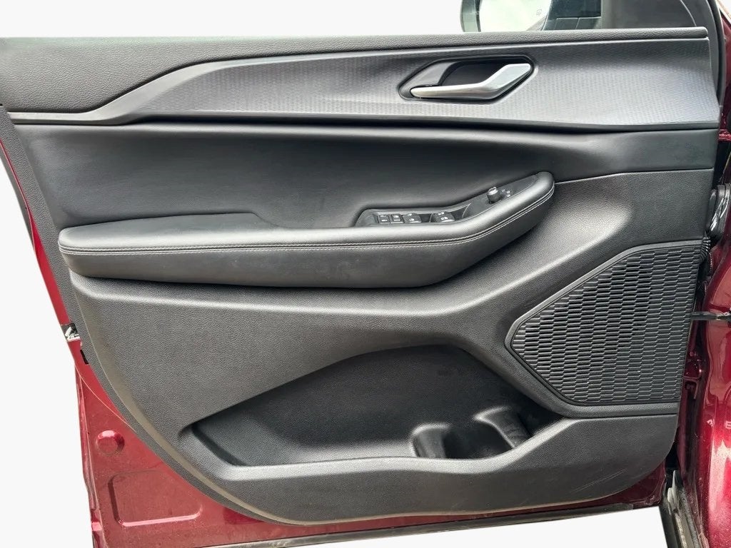 2023 Jeep Grand Cherokee L Laredo 4x4