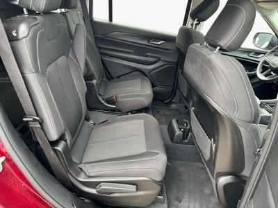 2023 Jeep Grand Cherokee L Laredo 4x4