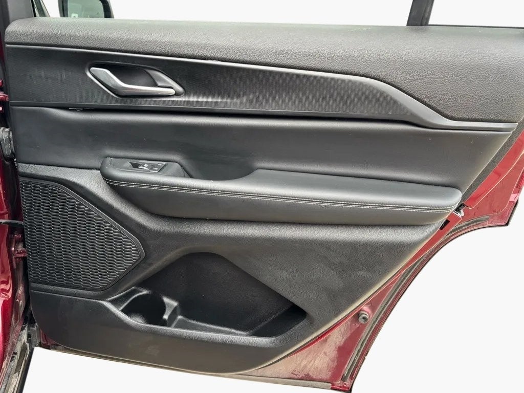 2023 Jeep Grand Cherokee L Laredo 4x4