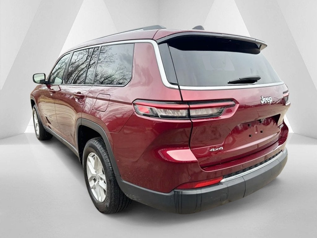 2023 Jeep Grand Cherokee L Laredo 4x4