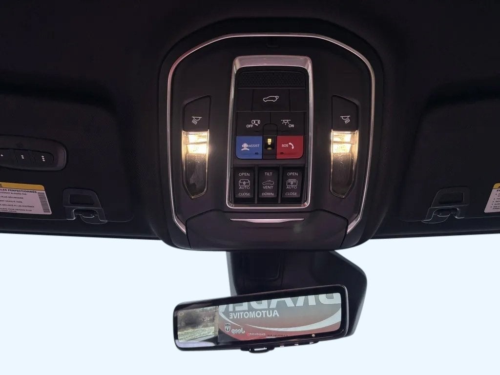 2025 Jeep Grand Cherokee GRAND CHEROKEE L LIMITED 4X4