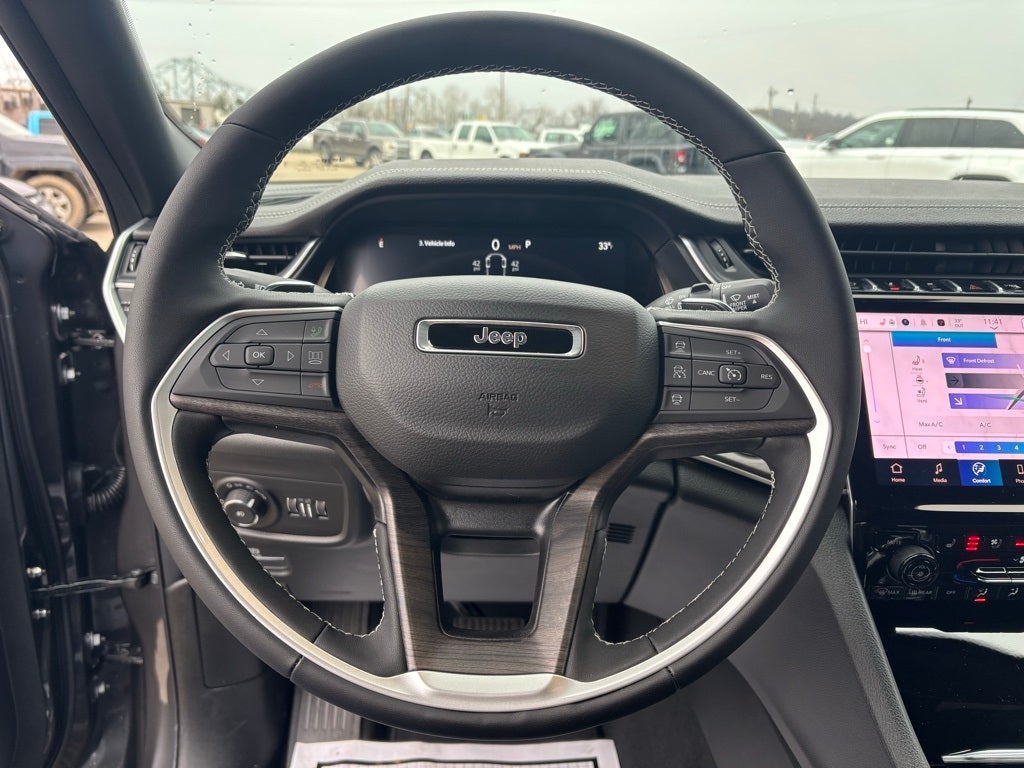 2025 Jeep Grand Cherokee GRAND CHEROKEE L LIMITED 4X4