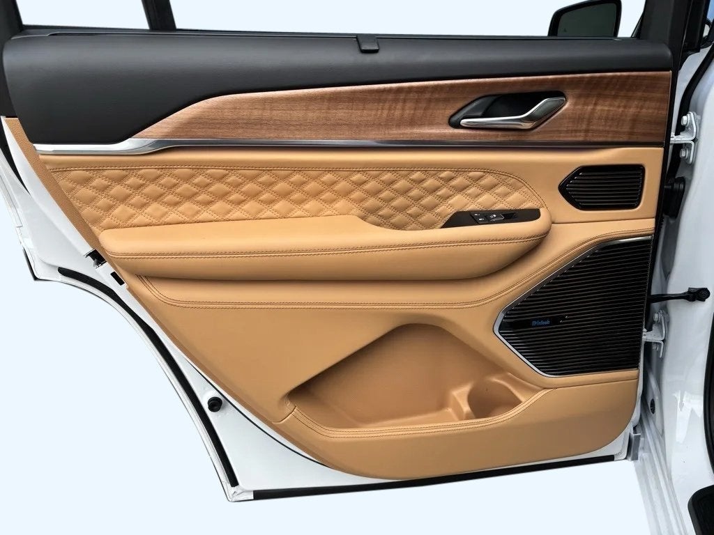 2025 Jeep Grand Cherokee GRAND CHEROKEE L SUMMIT RESERVE 4X4