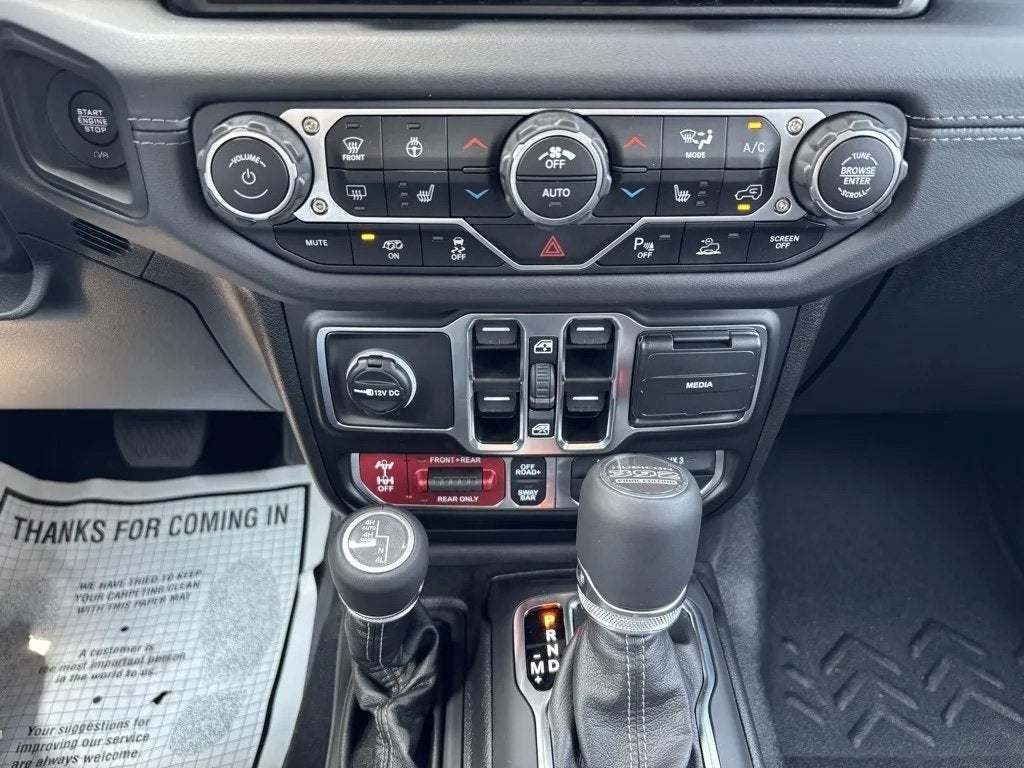 2025 Jeep Wrangler WRANGLER 4-DOOR RUBICON 392