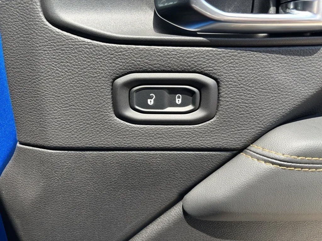 2025 Jeep Wrangler WRANGLER 4-DOOR RUBICON 392