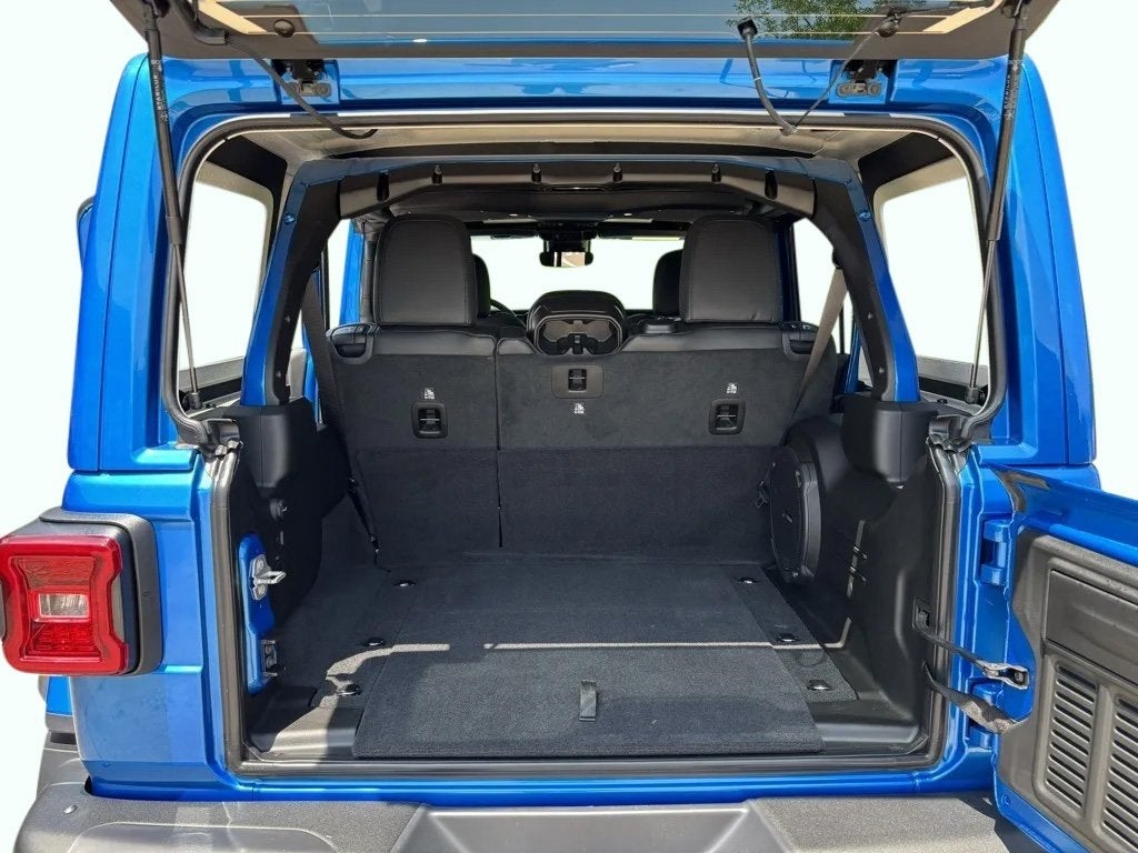 2025 Jeep Wrangler WRANGLER 4-DOOR RUBICON 392