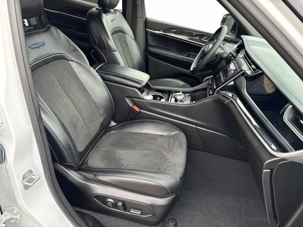 2022 Jeep Grand Cherokee 4xe Trailhawk 4x4