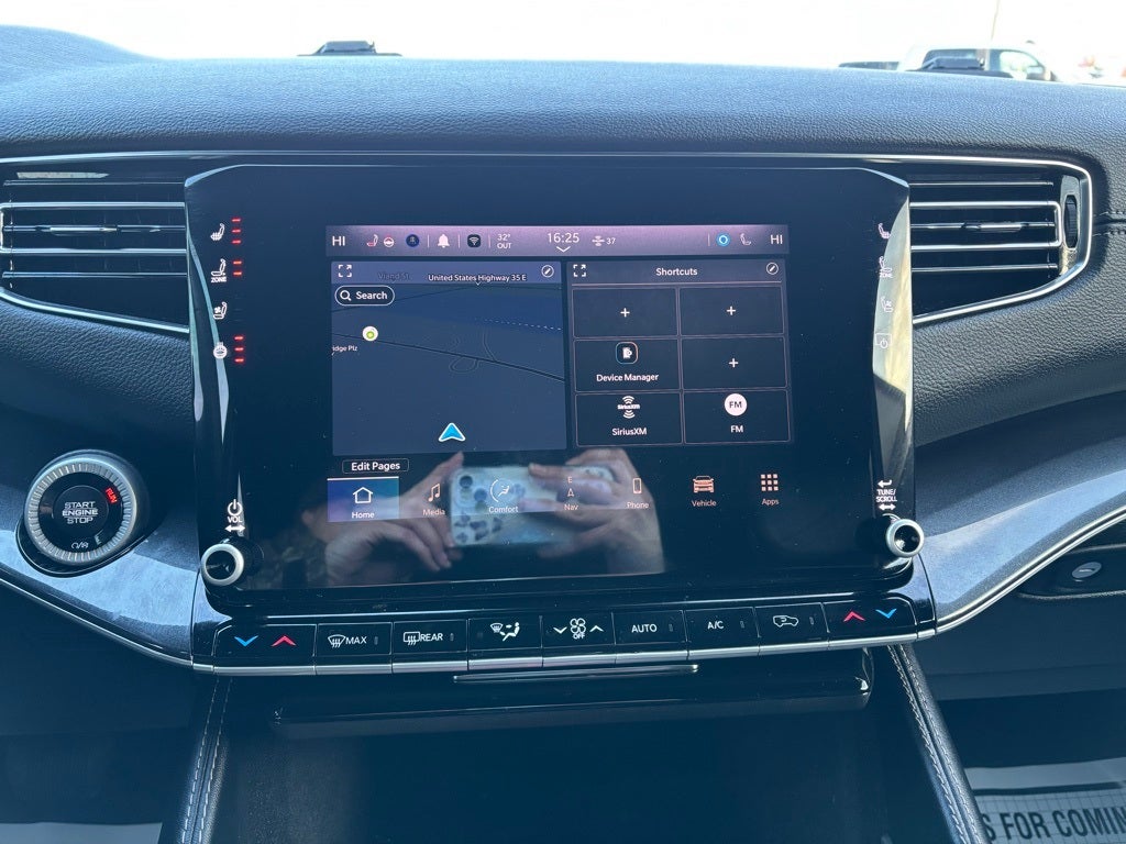 2023 Jeep Wagoneer L Series I 4x4