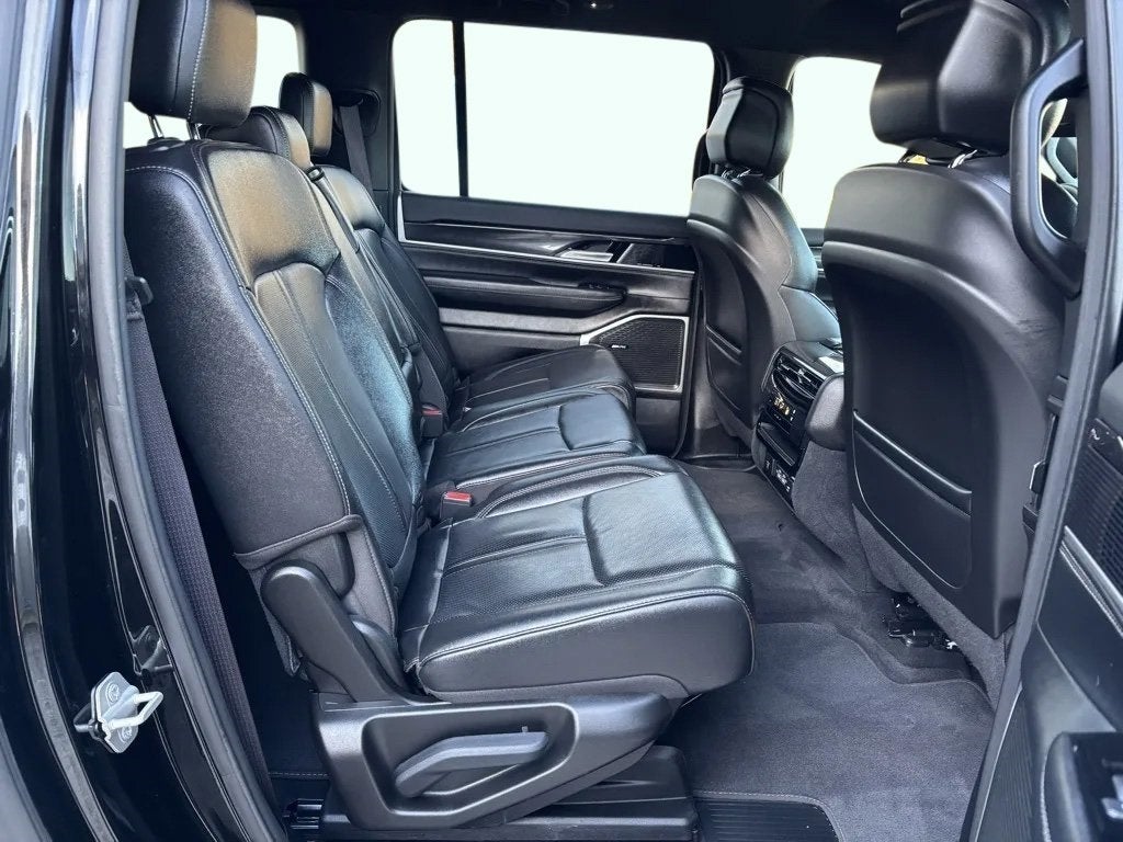 2023 Jeep Wagoneer L Series I 4x4