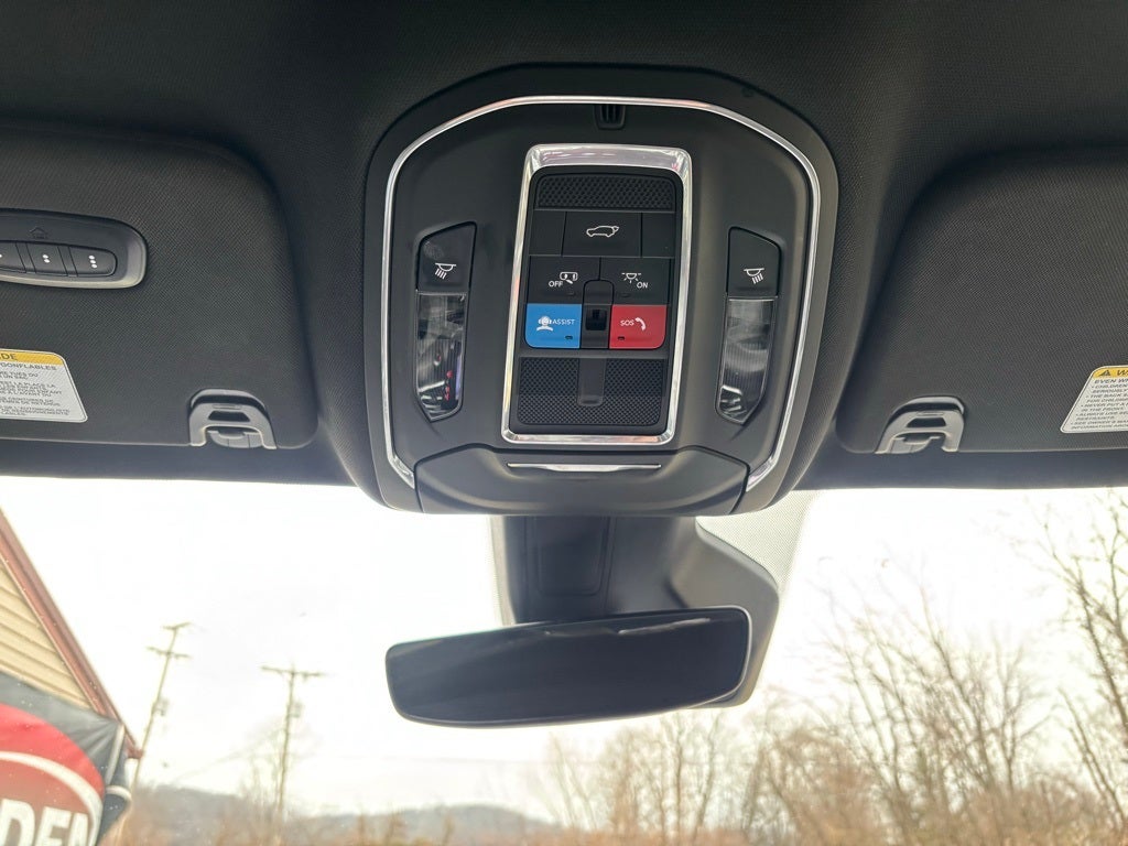 2024 Jeep Wagoneer L Series II 4x4