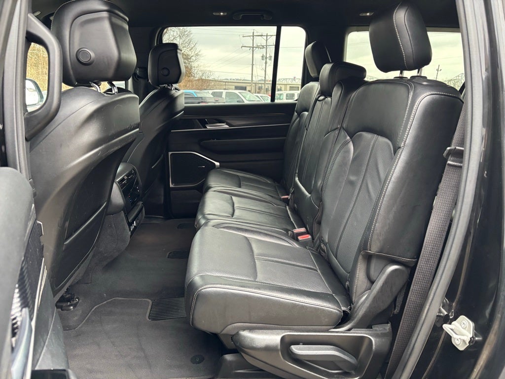 2024 Jeep Wagoneer L Series II 4x4