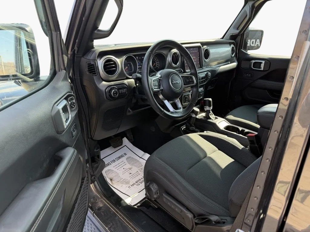 2021 Jeep Gladiator Overland