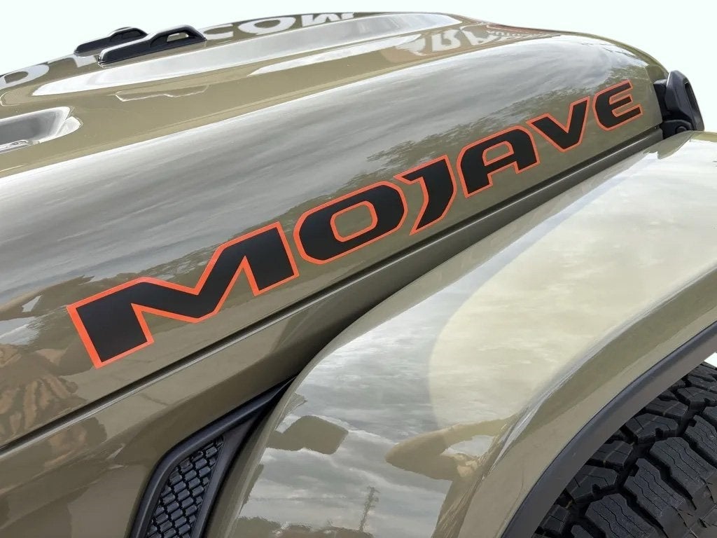 2025 Jeep Gladiator GLADIATOR MOJAVE X 4X4