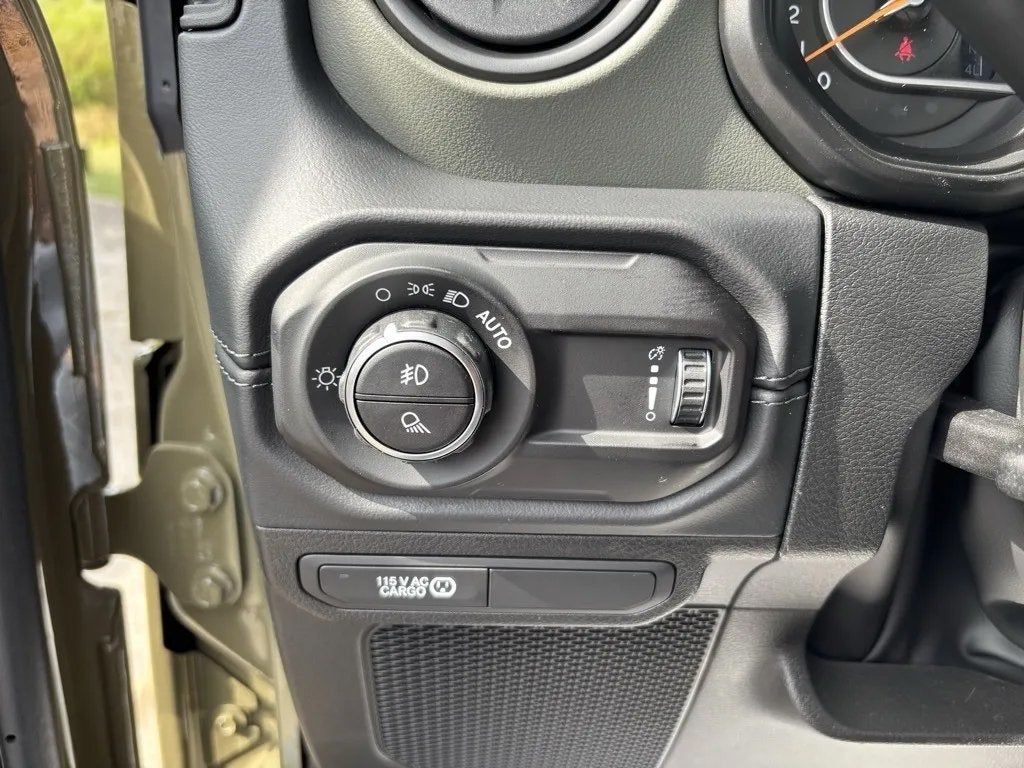 2025 Jeep Gladiator GLADIATOR MOJAVE X 4X4