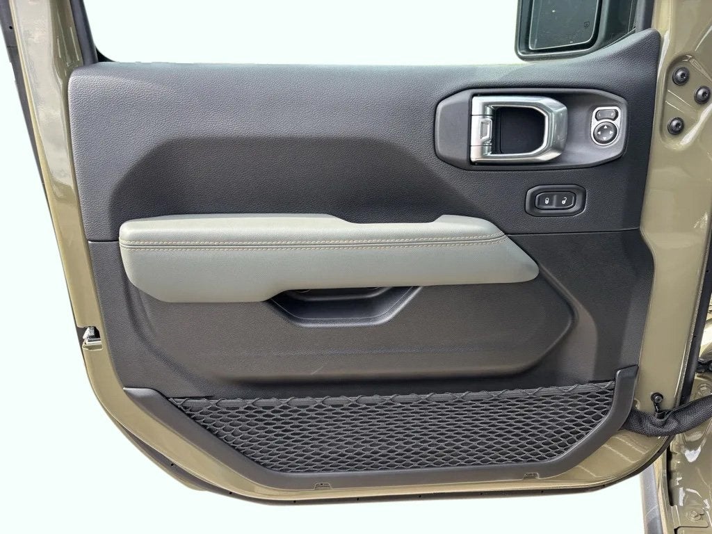 2025 Jeep Gladiator GLADIATOR MOJAVE X 4X4