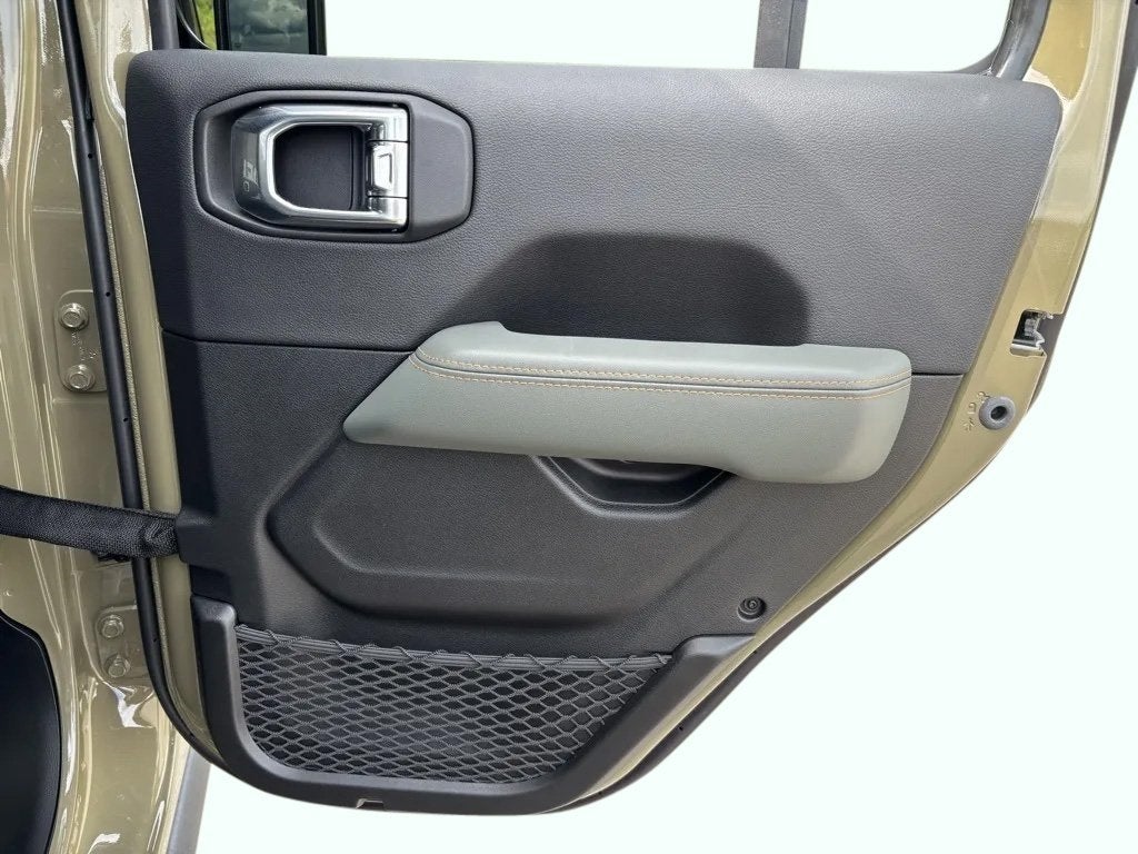 2025 Jeep Gladiator GLADIATOR MOJAVE X 4X4