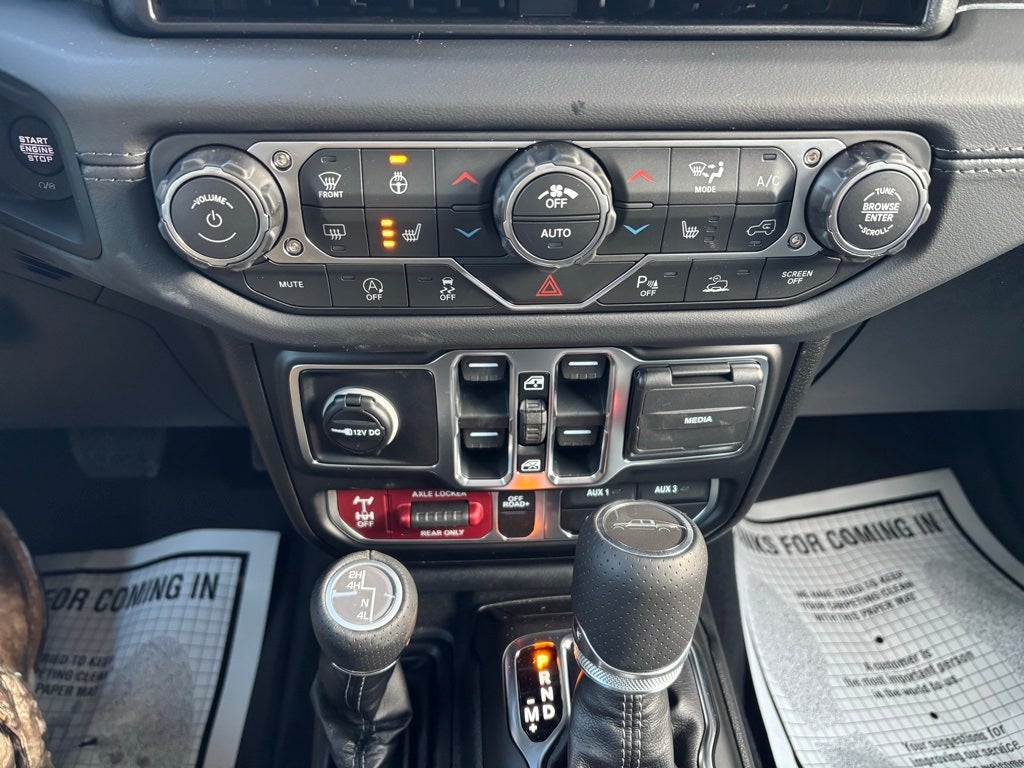 2026 Jeep Gladiator GLADIATOR MOJAVE 4X4