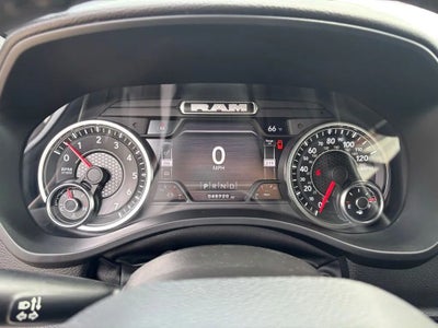 2022 RAM 1500 Big Horn Crew Cab 4x4 5'7' Box