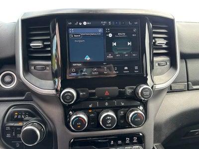 2022 RAM 1500 Big Horn Crew Cab 4x4 5'7' Box