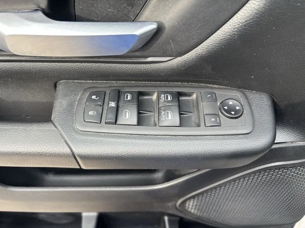 2021 RAM 1500 Tradesman Quad Cab 4x4 6'4' Box