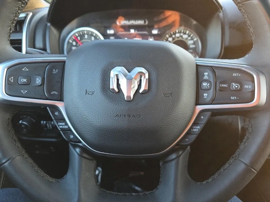 2025 RAM 1500 Big Horn Crew Cab 4x4 5'7' Box