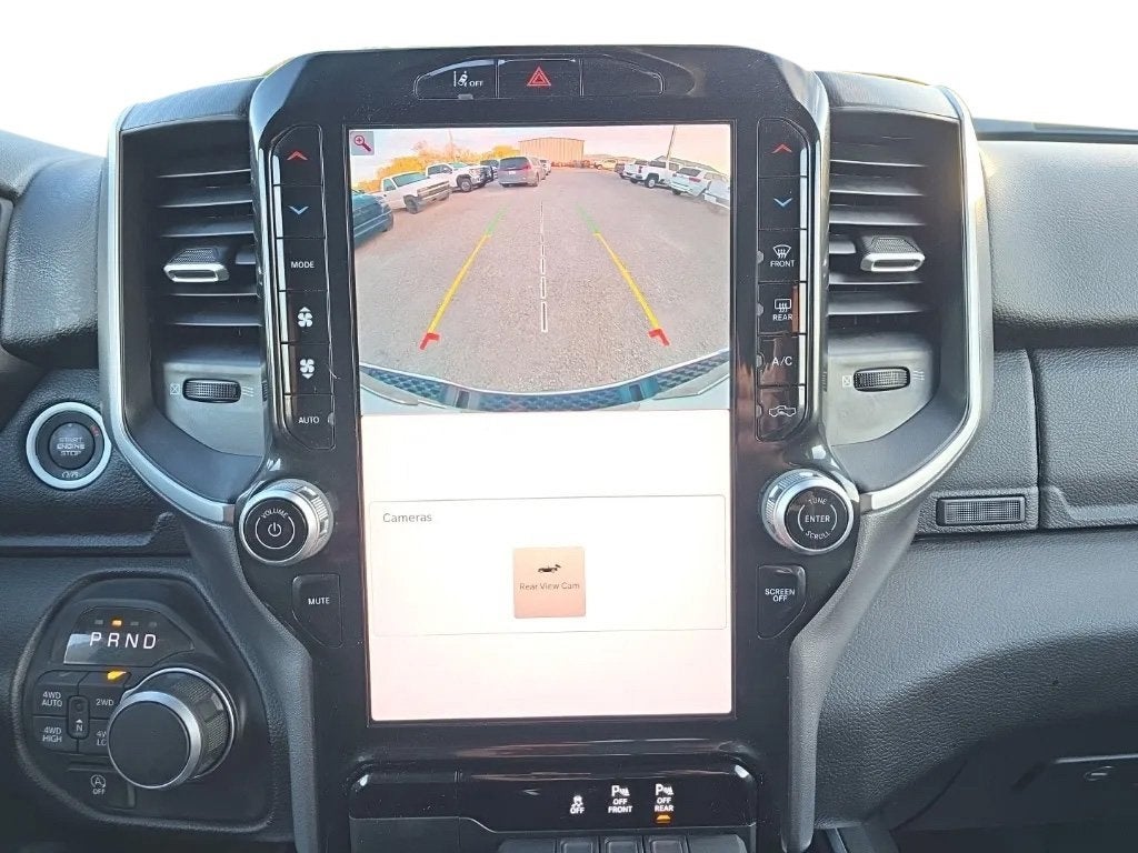 2025 RAM 1500 Big Horn Crew Cab 4x4 5'7' Box