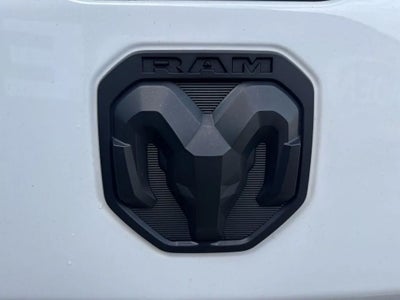 2023 RAM 1500 Big Horn Crew Cab 4x4 5'7' Box