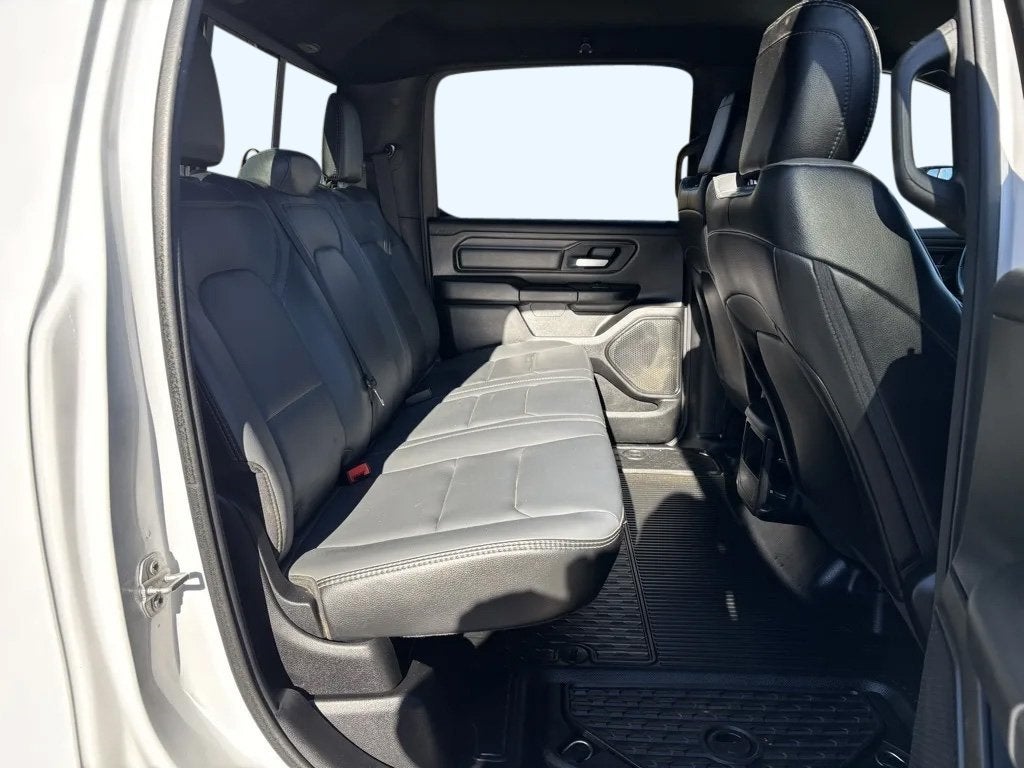 2023 RAM 1500 Tradesman Crew Cab 4x4 5'7' Box