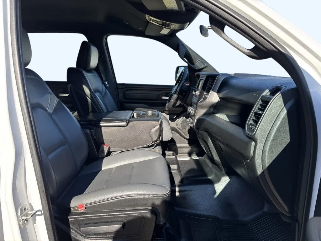 2023 RAM 1500 Tradesman Crew Cab 4x4 5'7' Box