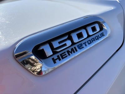 2023 RAM 1500 Tradesman Crew Cab 4x4 5'7' Box