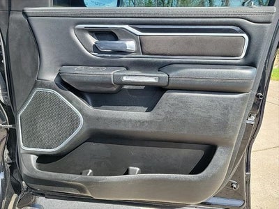 2022 RAM 1500 Laramie Crew Cab 4x4 5'7' Box